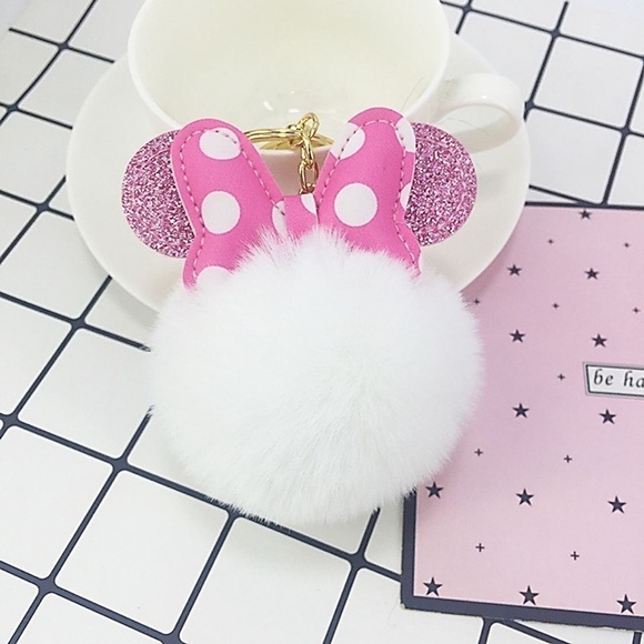 Minnie Mouse Inspired Fluffy Keychain, white and sparkly - Picture 1 of 4